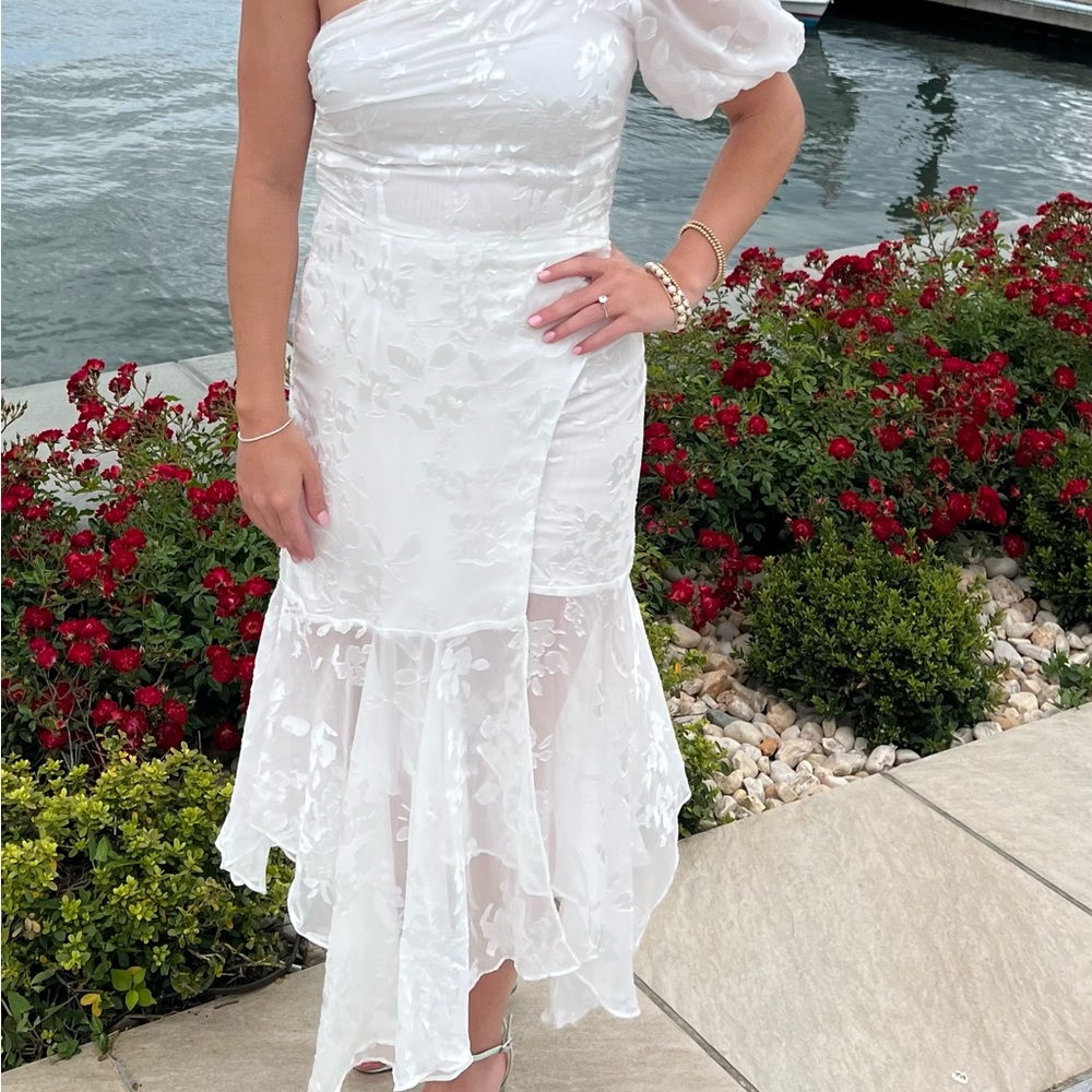 Astr the label Ivory Satin Dress